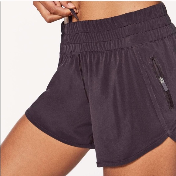 lululemon athletica Pants - Lululemon Tracker V Shorts Size 4